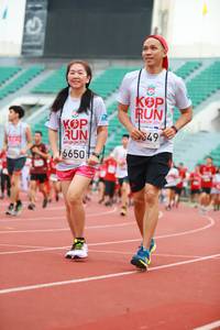 BIB: 201, 6650
                            <button type="button" onclick="openModal(5887294)" class="btn btn-primary btn-sm float-right btn-popup" data-toggle="modal" data-target=".modal-high-quality">
                        <i class="fas fa-shopping-cart"></i> Add to Cart
                    </button>
                                            <button type="button" onclick="isThisMe(5887294, true)" class="btn btn-success btn-sm float-right btn-popup btn-isme hidden" data-toggle="tooltip" data-placement="bottom" title="นี่คือรูปของคุณใช่ไหม คลิกที่นี่เพื่อเอาเข้าอัลบั้ม">
                        <i class="fas fa-plus"></i> Add to album
                    </button>
                    <button type="button" onclick="isThisMe(5887294, false)" class="btn btn-warning btn-sm float-right btn-popup btn-isnotme hidden">
                        <i class="fas fa-ban"></i> Remove from album
                    </button>