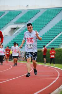 BIB: 6123
                            <button type="button" onclick="openModal(5884410)" class="btn btn-primary btn-sm float-right btn-popup" data-toggle="modal" data-target=".modal-high-quality">
                        <i class="fas fa-shopping-cart"></i> Add to Cart
                    </button>
                                            <button type="button" onclick="isThisMe(5884410, true)" class="btn btn-success btn-sm float-right btn-popup btn-isme hidden" data-toggle="tooltip" data-placement="bottom" title="นี่คือรูปของคุณใช่ไหม คลิกที่นี่เพื่อเอาเข้าอัลบั้ม">
                        <i class="fas fa-plus"></i> Add to album
                    </button>
                    <button type="button" onclick="isThisMe(5884410, false)" class="btn btn-warning btn-sm float-right btn-popup btn-isnotme hidden">
                        <i class="fas fa-ban"></i> Remove from album
                    </button>