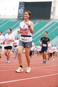 BIB: 1655, 529
                            <button type="button" onclick="openModal(5899019)" class="btn btn-primary btn-sm float-right btn-popup" data-toggle="modal" data-target=".modal-high-quality">
                        <i class="fas fa-shopping-cart"></i> Add to Cart
                    </button>
                                            <button type="button" onclick="isThisMe(5899019, true)" class="btn btn-success btn-sm float-right btn-popup btn-isme hidden" data-toggle="tooltip" data-placement="bottom" title="นี่คือรูปของคุณใช่ไหม คลิกที่นี่เพื่อเอาเข้าอัลบั้ม">
                        <i class="fas fa-plus"></i> Add to album
                    </button>
                    <button type="button" onclick="isThisMe(5899019, false)" class="btn btn-warning btn-sm float-right btn-popup btn-isnotme hidden">
                        <i class="fas fa-ban"></i> Remove from album
                    </button>