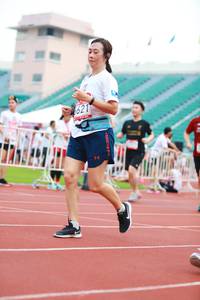 BIB: 621, 1331
                            <button type="button" onclick="openModal(5898564)" class="btn btn-primary btn-sm float-right btn-popup" data-toggle="modal" data-target=".modal-high-quality">
                        <i class="fas fa-shopping-cart"></i> Add to Cart
                    </button>
                                            <button type="button" onclick="isThisMe(5898564, true)" class="btn btn-success btn-sm float-right btn-popup btn-isme hidden" data-toggle="tooltip" data-placement="bottom" title="นี่คือรูปของคุณใช่ไหม คลิกที่นี่เพื่อเอาเข้าอัลบั้ม">
                        <i class="fas fa-plus"></i> Add to album
                    </button>
                    <button type="button" onclick="isThisMe(5898564, false)" class="btn btn-warning btn-sm float-right btn-popup btn-isnotme hidden">
                        <i class="fas fa-ban"></i> Remove from album
                    </button>