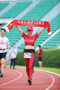 BIB: 140, 6173
                            <button type="button" onclick="openModal(5884523)" class="btn btn-primary btn-sm float-right btn-popup" data-toggle="modal" data-target=".modal-high-quality">
                        <i class="fas fa-shopping-cart"></i> Add to Cart
                    </button>
                                            <button type="button" onclick="isThisMe(5884523, true)" class="btn btn-success btn-sm float-right btn-popup btn-isme hidden" data-toggle="tooltip" data-placement="bottom" title="นี่คือรูปของคุณใช่ไหม คลิกที่นี่เพื่อเอาเข้าอัลบั้ม">
                        <i class="fas fa-plus"></i> Add to album
                    </button>
                    <button type="button" onclick="isThisMe(5884523, false)" class="btn btn-warning btn-sm float-right btn-popup btn-isnotme hidden">
                        <i class="fas fa-ban"></i> Remove from album
                    </button>