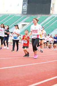 BIB: 064, 4955, 7969, 757
                            <button type="button" onclick="openModal(5892526)" class="btn btn-primary btn-sm float-right btn-popup" data-toggle="modal" data-target=".modal-high-quality">
                        <i class="fas fa-shopping-cart"></i> Add to Cart
                    </button>
                                            <button type="button" onclick="isThisMe(5892526, true)" class="btn btn-success btn-sm float-right btn-popup btn-isme hidden" data-toggle="tooltip" data-placement="bottom" title="นี่คือรูปของคุณใช่ไหม คลิกที่นี่เพื่อเอาเข้าอัลบั้ม">
                        <i class="fas fa-plus"></i> Add to album
                    </button>
                    <button type="button" onclick="isThisMe(5892526, false)" class="btn btn-warning btn-sm float-right btn-popup btn-isnotme hidden">
                        <i class="fas fa-ban"></i> Remove from album
                    </button>