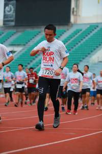 BIB: 201, 1720, 292, 171
                            <button type="button" onclick="openModal(5884386)" class="btn btn-primary btn-sm float-right btn-popup" data-toggle="modal" data-target=".modal-high-quality">
                        <i class="fas fa-shopping-cart"></i> Add to Cart
                    </button>
                                            <button type="button" onclick="isThisMe(5884386, true)" class="btn btn-success btn-sm float-right btn-popup btn-isme hidden" data-toggle="tooltip" data-placement="bottom" title="นี่คือรูปของคุณใช่ไหม คลิกที่นี่เพื่อเอาเข้าอัลบั้ม">
                        <i class="fas fa-plus"></i> Add to album
                    </button>
                    <button type="button" onclick="isThisMe(5884386, false)" class="btn btn-warning btn-sm float-right btn-popup btn-isnotme hidden">
                        <i class="fas fa-ban"></i> Remove from album
                    </button>