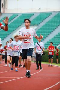 BIB: 2612, 7029
                            <button type="button" onclick="openModal(5884543)" class="btn btn-primary btn-sm float-right btn-popup" data-toggle="modal" data-target=".modal-high-quality">
                        <i class="fas fa-shopping-cart"></i> Add to Cart
                    </button>
                                            <button type="button" onclick="isThisMe(5884543, true)" class="btn btn-success btn-sm float-right btn-popup btn-isme hidden" data-toggle="tooltip" data-placement="bottom" title="นี่คือรูปของคุณใช่ไหม คลิกที่นี่เพื่อเอาเข้าอัลบั้ม">
                        <i class="fas fa-plus"></i> Add to album
                    </button>
                    <button type="button" onclick="isThisMe(5884543, false)" class="btn btn-warning btn-sm float-right btn-popup btn-isnotme hidden">
                        <i class="fas fa-ban"></i> Remove from album
                    </button>