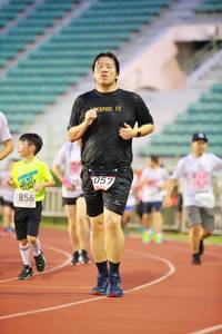 BIB: 057, 7856
                            <button type="button" onclick="openModal(5881166)" class="btn btn-primary btn-sm float-right btn-popup" data-toggle="modal" data-target=".modal-high-quality">
                        <i class="fas fa-shopping-cart"></i> Add to Cart
                    </button>
                                            <button type="button" onclick="isThisMe(5881166, true)" class="btn btn-success btn-sm float-right btn-popup btn-isme hidden" data-toggle="tooltip" data-placement="bottom" title="นี่คือรูปของคุณใช่ไหม คลิกที่นี่เพื่อเอาเข้าอัลบั้ม">
                        <i class="fas fa-plus"></i> Add to album
                    </button>
                    <button type="button" onclick="isThisMe(5881166, false)" class="btn btn-warning btn-sm float-right btn-popup btn-isnotme hidden">
                        <i class="fas fa-ban"></i> Remove from album
                    </button>