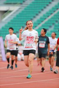 BIB: 3372
                            <button type="button" onclick="openModal(5898067)" class="btn btn-primary btn-sm float-right btn-popup" data-toggle="modal" data-target=".modal-high-quality">
                        <i class="fas fa-shopping-cart"></i> Add to Cart
                    </button>
                                            <button type="button" onclick="isThisMe(5898067, true)" class="btn btn-success btn-sm float-right btn-popup btn-isme hidden" data-toggle="tooltip" data-placement="bottom" title="นี่คือรูปของคุณใช่ไหม คลิกที่นี่เพื่อเอาเข้าอัลบั้ม">
                        <i class="fas fa-plus"></i> Add to album
                    </button>
                    <button type="button" onclick="isThisMe(5898067, false)" class="btn btn-warning btn-sm float-right btn-popup btn-isnotme hidden">
                        <i class="fas fa-ban"></i> Remove from album
                    </button>