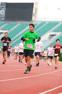 BIB: 3898, 228
                            <button type="button" onclick="openModal(5895735)" class="btn btn-primary btn-sm float-right btn-popup" data-toggle="modal" data-target=".modal-high-quality">
                        <i class="fas fa-shopping-cart"></i> Add to Cart
                    </button>
                                            <button type="button" onclick="isThisMe(5895735, true)" class="btn btn-success btn-sm float-right btn-popup btn-isme hidden" data-toggle="tooltip" data-placement="bottom" title="นี่คือรูปของคุณใช่ไหม คลิกที่นี่เพื่อเอาเข้าอัลบั้ม">
                        <i class="fas fa-plus"></i> Add to album
                    </button>
                    <button type="button" onclick="isThisMe(5895735, false)" class="btn btn-warning btn-sm float-right btn-popup btn-isnotme hidden">
                        <i class="fas fa-ban"></i> Remove from album
                    </button>