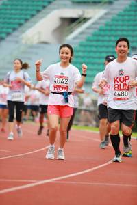 BIB: 4480, 4042
                            <button type="button" onclick="openModal(5894845)" class="btn btn-primary btn-sm float-right btn-popup" data-toggle="modal" data-target=".modal-high-quality">
                        <i class="fas fa-shopping-cart"></i> Add to Cart
                    </button>
                                            <button type="button" onclick="isThisMe(5894845, true)" class="btn btn-success btn-sm float-right btn-popup btn-isme hidden" data-toggle="tooltip" data-placement="bottom" title="นี่คือรูปของคุณใช่ไหม คลิกที่นี่เพื่อเอาเข้าอัลบั้ม">
                        <i class="fas fa-plus"></i> Add to album
                    </button>
                    <button type="button" onclick="isThisMe(5894845, false)" class="btn btn-warning btn-sm float-right btn-popup btn-isnotme hidden">
                        <i class="fas fa-ban"></i> Remove from album
                    </button>