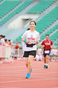 BIB: 239
                            <button type="button" onclick="openModal(5899212)" class="btn btn-primary btn-sm float-right btn-popup" data-toggle="modal" data-target=".modal-high-quality">
                        <i class="fas fa-shopping-cart"></i> Add to Cart
                    </button>
                                            <button type="button" onclick="isThisMe(5899212, true)" class="btn btn-success btn-sm float-right btn-popup btn-isme hidden" data-toggle="tooltip" data-placement="bottom" title="นี่คือรูปของคุณใช่ไหม คลิกที่นี่เพื่อเอาเข้าอัลบั้ม">
                        <i class="fas fa-plus"></i> Add to album
                    </button>
                    <button type="button" onclick="isThisMe(5899212, false)" class="btn btn-warning btn-sm float-right btn-popup btn-isnotme hidden">
                        <i class="fas fa-ban"></i> Remove from album
                    </button>