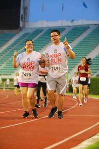 BIB: 201, 7491, 7490, 710
                            <button type="button" onclick="openModal(5881053)" class="btn btn-primary btn-sm float-right btn-popup" data-toggle="modal" data-target=".modal-high-quality">
                        <i class="fas fa-shopping-cart"></i> Add to Cart
                    </button>
                                            <button type="button" onclick="isThisMe(5881053, true)" class="btn btn-success btn-sm float-right btn-popup btn-isme hidden" data-toggle="tooltip" data-placement="bottom" title="นี่คือรูปของคุณใช่ไหม คลิกที่นี่เพื่อเอาเข้าอัลบั้ม">
                        <i class="fas fa-plus"></i> Add to album
                    </button>
                    <button type="button" onclick="isThisMe(5881053, false)" class="btn btn-warning btn-sm float-right btn-popup btn-isnotme hidden">
                        <i class="fas fa-ban"></i> Remove from album
                    </button>