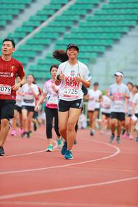 BIB: 4725, 079, 5655
                            <button type="button" onclick="openModal(5886470)" class="btn btn-primary btn-sm float-right btn-popup" data-toggle="modal" data-target=".modal-high-quality">
                        <i class="fas fa-shopping-cart"></i> Add to Cart
                    </button>
                                            <button type="button" onclick="isThisMe(5886470, true)" class="btn btn-success btn-sm float-right btn-popup btn-isme hidden" data-toggle="tooltip" data-placement="bottom" title="นี่คือรูปของคุณใช่ไหม คลิกที่นี่เพื่อเอาเข้าอัลบั้ม">
                        <i class="fas fa-plus"></i> Add to album
                    </button>
                    <button type="button" onclick="isThisMe(5886470, false)" class="btn btn-warning btn-sm float-right btn-popup btn-isnotme hidden">
                        <i class="fas fa-ban"></i> Remove from album
                    </button>