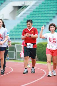 BIB: 1792, 6990
                            <button type="button" onclick="openModal(5884886)" class="btn btn-primary btn-sm float-right btn-popup" data-toggle="modal" data-target=".modal-high-quality">
                        <i class="fas fa-shopping-cart"></i> Add to Cart
                    </button>
                                            <button type="button" onclick="isThisMe(5884886, true)" class="btn btn-success btn-sm float-right btn-popup btn-isme hidden" data-toggle="tooltip" data-placement="bottom" title="นี่คือรูปของคุณใช่ไหม คลิกที่นี่เพื่อเอาเข้าอัลบั้ม">
                        <i class="fas fa-plus"></i> Add to album
                    </button>
                    <button type="button" onclick="isThisMe(5884886, false)" class="btn btn-warning btn-sm float-right btn-popup btn-isnotme hidden">
                        <i class="fas fa-ban"></i> Remove from album
                    </button>