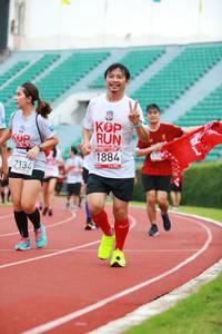 BIB: 1884, 7134
                            <button type="button" onclick="openModal(5886230)" class="btn btn-primary btn-sm float-right btn-popup" data-toggle="modal" data-target=".modal-high-quality">
                        <i class="fas fa-shopping-cart"></i> Add to Cart
                    </button>
                                            <button type="button" onclick="isThisMe(5886230, true)" class="btn btn-success btn-sm float-right btn-popup btn-isme hidden" data-toggle="tooltip" data-placement="bottom" title="นี่คือรูปของคุณใช่ไหม คลิกที่นี่เพื่อเอาเข้าอัลบั้ม">
                        <i class="fas fa-plus"></i> Add to album
                    </button>
                    <button type="button" onclick="isThisMe(5886230, false)" class="btn btn-warning btn-sm float-right btn-popup btn-isnotme hidden">
                        <i class="fas fa-ban"></i> Remove from album
                    </button>