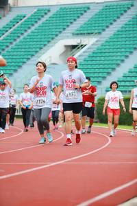 BIB: 7173, 7174, 792
                            <button type="button" onclick="openModal(5884873)" class="btn btn-primary btn-sm float-right btn-popup" data-toggle="modal" data-target=".modal-high-quality">
                        <i class="fas fa-shopping-cart"></i> Add to Cart
                    </button>
                                            <button type="button" onclick="isThisMe(5884873, true)" class="btn btn-success btn-sm float-right btn-popup btn-isme hidden" data-toggle="tooltip" data-placement="bottom" title="นี่คือรูปของคุณใช่ไหม คลิกที่นี่เพื่อเอาเข้าอัลบั้ม">
                        <i class="fas fa-plus"></i> Add to album
                    </button>
                    <button type="button" onclick="isThisMe(5884873, false)" class="btn btn-warning btn-sm float-right btn-popup btn-isnotme hidden">
                        <i class="fas fa-ban"></i> Remove from album
                    </button>