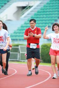 BIB: 6990, 179
                            <button type="button" onclick="openModal(5884902)" class="btn btn-primary btn-sm float-right btn-popup" data-toggle="modal" data-target=".modal-high-quality">
                        <i class="fas fa-shopping-cart"></i> Add to Cart
                    </button>
                                            <button type="button" onclick="isThisMe(5884902, true)" class="btn btn-success btn-sm float-right btn-popup btn-isme hidden" data-toggle="tooltip" data-placement="bottom" title="นี่คือรูปของคุณใช่ไหม คลิกที่นี่เพื่อเอาเข้าอัลบั้ม">
                        <i class="fas fa-plus"></i> Add to album
                    </button>
                    <button type="button" onclick="isThisMe(5884902, false)" class="btn btn-warning btn-sm float-right btn-popup btn-isnotme hidden">
                        <i class="fas fa-ban"></i> Remove from album
                    </button>