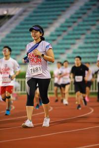 BIB: 7681, 517
                            <button type="button" onclick="openModal(5879126)" class="btn btn-primary btn-sm float-right btn-popup" data-toggle="modal" data-target=".modal-high-quality">
                        <i class="fas fa-shopping-cart"></i> Add to Cart
                    </button>
                                            <button type="button" onclick="isThisMe(5879126, true)" class="btn btn-success btn-sm float-right btn-popup btn-isme hidden" data-toggle="tooltip" data-placement="bottom" title="นี่คือรูปของคุณใช่ไหม คลิกที่นี่เพื่อเอาเข้าอัลบั้ม">
                        <i class="fas fa-plus"></i> Add to album
                    </button>
                    <button type="button" onclick="isThisMe(5879126, false)" class="btn btn-warning btn-sm float-right btn-popup btn-isnotme hidden">
                        <i class="fas fa-ban"></i> Remove from album
                    </button>