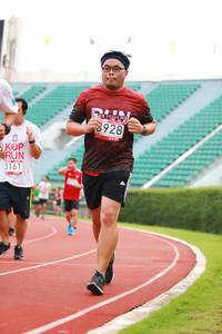 BIB: 928, 3161
                            <button type="button" onclick="openModal(5895450)" class="btn btn-primary btn-sm float-right btn-popup" data-toggle="modal" data-target=".modal-high-quality">
                        <i class="fas fa-shopping-cart"></i> Add to Cart
                    </button>
                                            <button type="button" onclick="isThisMe(5895450, true)" class="btn btn-success btn-sm float-right btn-popup btn-isme hidden" data-toggle="tooltip" data-placement="bottom" title="นี่คือรูปของคุณใช่ไหม คลิกที่นี่เพื่อเอาเข้าอัลบั้ม">
                        <i class="fas fa-plus"></i> Add to album
                    </button>
                    <button type="button" onclick="isThisMe(5895450, false)" class="btn btn-warning btn-sm float-right btn-popup btn-isnotme hidden">
                        <i class="fas fa-ban"></i> Remove from album
                    </button>