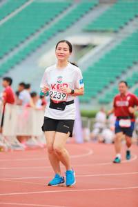 BIB: 2239
                            <button type="button" onclick="openModal(5899216)" class="btn btn-primary btn-sm float-right btn-popup" data-toggle="modal" data-target=".modal-high-quality">
                        <i class="fas fa-shopping-cart"></i> Add to Cart
                    </button>
                                            <button type="button" onclick="isThisMe(5899216, true)" class="btn btn-success btn-sm float-right btn-popup btn-isme hidden" data-toggle="tooltip" data-placement="bottom" title="นี่คือรูปของคุณใช่ไหม คลิกที่นี่เพื่อเอาเข้าอัลบั้ม">
                        <i class="fas fa-plus"></i> Add to album
                    </button>
                    <button type="button" onclick="isThisMe(5899216, false)" class="btn btn-warning btn-sm float-right btn-popup btn-isnotme hidden">
                        <i class="fas fa-ban"></i> Remove from album
                    </button>