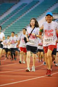 BIB: 6536, 6591
                            <button type="button" onclick="openModal(5882889)" class="btn btn-primary btn-sm float-right btn-popup" data-toggle="modal" data-target=".modal-high-quality">
                        <i class="fas fa-shopping-cart"></i> Add to Cart
                    </button>
                                            <button type="button" onclick="isThisMe(5882889, true)" class="btn btn-success btn-sm float-right btn-popup btn-isme hidden" data-toggle="tooltip" data-placement="bottom" title="นี่คือรูปของคุณใช่ไหม คลิกที่นี่เพื่อเอาเข้าอัลบั้ม">
                        <i class="fas fa-plus"></i> Add to album
                    </button>
                    <button type="button" onclick="isThisMe(5882889, false)" class="btn btn-warning btn-sm float-right btn-popup btn-isnotme hidden">
                        <i class="fas fa-ban"></i> Remove from album
                    </button>