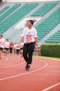 BIB: 4451
                            <button type="button" onclick="openModal(5898057)" class="btn btn-primary btn-sm float-right btn-popup" data-toggle="modal" data-target=".modal-high-quality">
                        <i class="fas fa-shopping-cart"></i> Add to Cart
                    </button>
                                            <button type="button" onclick="isThisMe(5898057, true)" class="btn btn-success btn-sm float-right btn-popup btn-isme hidden" data-toggle="tooltip" data-placement="bottom" title="นี่คือรูปของคุณใช่ไหม คลิกที่นี่เพื่อเอาเข้าอัลบั้ม">
                        <i class="fas fa-plus"></i> Add to album
                    </button>
                    <button type="button" onclick="isThisMe(5898057, false)" class="btn btn-warning btn-sm float-right btn-popup btn-isnotme hidden">
                        <i class="fas fa-ban"></i> Remove from album
                    </button>