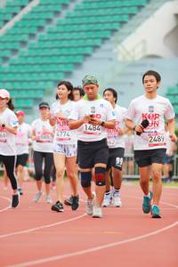 BIB: 1484, 4774, 2489
                            <button type="button" onclick="openModal(5887087)" class="btn btn-primary btn-sm float-right btn-popup" data-toggle="modal" data-target=".modal-high-quality">
                        <i class="fas fa-shopping-cart"></i> Add to Cart
                    </button>
                                            <button type="button" onclick="isThisMe(5887087, true)" class="btn btn-success btn-sm float-right btn-popup btn-isme hidden" data-toggle="tooltip" data-placement="bottom" title="นี่คือรูปของคุณใช่ไหม คลิกที่นี่เพื่อเอาเข้าอัลบั้ม">
                        <i class="fas fa-plus"></i> Add to album
                    </button>
                    <button type="button" onclick="isThisMe(5887087, false)" class="btn btn-warning btn-sm float-right btn-popup btn-isnotme hidden">
                        <i class="fas fa-ban"></i> Remove from album
                    </button>