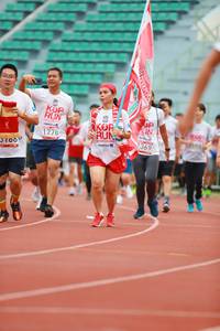 BIB: 1778, 1369, 300
                            <button type="button" onclick="openModal(5892899)" class="btn btn-primary btn-sm float-right btn-popup" data-toggle="modal" data-target=".modal-high-quality">
                        <i class="fas fa-shopping-cart"></i> Add to Cart
                    </button>
                                            <button type="button" onclick="isThisMe(5892899, true)" class="btn btn-success btn-sm float-right btn-popup btn-isme hidden" data-toggle="tooltip" data-placement="bottom" title="นี่คือรูปของคุณใช่ไหม คลิกที่นี่เพื่อเอาเข้าอัลบั้ม">
                        <i class="fas fa-plus"></i> Add to album
                    </button>
                    <button type="button" onclick="isThisMe(5892899, false)" class="btn btn-warning btn-sm float-right btn-popup btn-isnotme hidden">
                        <i class="fas fa-ban"></i> Remove from album
                    </button>