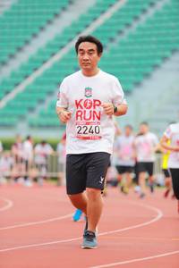 BIB: 2240
                            <button type="button" onclick="openModal(5899209)" class="btn btn-primary btn-sm float-right btn-popup" data-toggle="modal" data-target=".modal-high-quality">
                        <i class="fas fa-shopping-cart"></i> Add to Cart
                    </button>
                                            <button type="button" onclick="isThisMe(5899209, true)" class="btn btn-success btn-sm float-right btn-popup btn-isme hidden" data-toggle="tooltip" data-placement="bottom" title="นี่คือรูปของคุณใช่ไหม คลิกที่นี่เพื่อเอาเข้าอัลบั้ม">
                        <i class="fas fa-plus"></i> Add to album
                    </button>
                    <button type="button" onclick="isThisMe(5899209, false)" class="btn btn-warning btn-sm float-right btn-popup btn-isnotme hidden">
                        <i class="fas fa-ban"></i> Remove from album
                    </button>