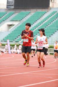 BIB: 1210, 2008
                            <button type="button" onclick="openModal(5888249)" class="btn btn-primary btn-sm float-right btn-popup" data-toggle="modal" data-target=".modal-high-quality">
                        <i class="fas fa-shopping-cart"></i> Add to Cart
                    </button>
                                            <button type="button" onclick="isThisMe(5888249, true)" class="btn btn-success btn-sm float-right btn-popup btn-isme hidden" data-toggle="tooltip" data-placement="bottom" title="นี่คือรูปของคุณใช่ไหม คลิกที่นี่เพื่อเอาเข้าอัลบั้ม">
                        <i class="fas fa-plus"></i> Add to album
                    </button>
                    <button type="button" onclick="isThisMe(5888249, false)" class="btn btn-warning btn-sm float-right btn-popup btn-isnotme hidden">
                        <i class="fas fa-ban"></i> Remove from album
                    </button>