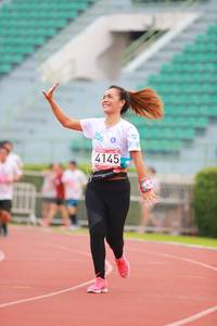 BIB: 4145
                            <button type="button" onclick="openModal(5896304)" class="btn btn-primary btn-sm float-right btn-popup" data-toggle="modal" data-target=".modal-high-quality">
                        <i class="fas fa-shopping-cart"></i> Add to Cart
                    </button>
                                            <button type="button" onclick="isThisMe(5896304, true)" class="btn btn-success btn-sm float-right btn-popup btn-isme hidden" data-toggle="tooltip" data-placement="bottom" title="นี่คือรูปของคุณใช่ไหม คลิกที่นี่เพื่อเอาเข้าอัลบั้ม">
                        <i class="fas fa-plus"></i> Add to album
                    </button>
                    <button type="button" onclick="isThisMe(5896304, false)" class="btn btn-warning btn-sm float-right btn-popup btn-isnotme hidden">
                        <i class="fas fa-ban"></i> Remove from album
                    </button>