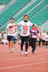 BIB: 2806, 4868, 5663
                            <button type="button" onclick="openModal(5897631)" class="btn btn-primary btn-sm float-right btn-popup" data-toggle="modal" data-target=".modal-high-quality">
                        <i class="fas fa-shopping-cart"></i> Add to Cart
                    </button>
                                            <button type="button" onclick="isThisMe(5897631, true)" class="btn btn-success btn-sm float-right btn-popup btn-isme hidden" data-toggle="tooltip" data-placement="bottom" title="นี่คือรูปของคุณใช่ไหม คลิกที่นี่เพื่อเอาเข้าอัลบั้ม">
                        <i class="fas fa-plus"></i> Add to album
                    </button>
                    <button type="button" onclick="isThisMe(5897631, false)" class="btn btn-warning btn-sm float-right btn-popup btn-isnotme hidden">
                        <i class="fas fa-ban"></i> Remove from album
                    </button>