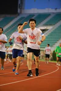 BIB: 1755, 7995
                            <button type="button" onclick="openModal(5880234)" class="btn btn-primary btn-sm float-right btn-popup" data-toggle="modal" data-target=".modal-high-quality">
                        <i class="fas fa-shopping-cart"></i> Add to Cart
                    </button>
                                            <button type="button" onclick="isThisMe(5880234, true)" class="btn btn-success btn-sm float-right btn-popup btn-isme hidden" data-toggle="tooltip" data-placement="bottom" title="นี่คือรูปของคุณใช่ไหม คลิกที่นี่เพื่อเอาเข้าอัลบั้ม">
                        <i class="fas fa-plus"></i> Add to album
                    </button>
                    <button type="button" onclick="isThisMe(5880234, false)" class="btn btn-warning btn-sm float-right btn-popup btn-isnotme hidden">
                        <i class="fas fa-ban"></i> Remove from album
                    </button>