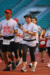 BIB: 6602, 6103
                            <button type="button" onclick="openModal(5882994)" class="btn btn-primary btn-sm float-right btn-popup" data-toggle="modal" data-target=".modal-high-quality">
                        <i class="fas fa-shopping-cart"></i> Add to Cart
                    </button>
                                            <button type="button" onclick="isThisMe(5882994, true)" class="btn btn-success btn-sm float-right btn-popup btn-isme hidden" data-toggle="tooltip" data-placement="bottom" title="นี่คือรูปของคุณใช่ไหม คลิกที่นี่เพื่อเอาเข้าอัลบั้ม">
                        <i class="fas fa-plus"></i> Add to album
                    </button>
                    <button type="button" onclick="isThisMe(5882994, false)" class="btn btn-warning btn-sm float-right btn-popup btn-isnotme hidden">
                        <i class="fas fa-ban"></i> Remove from album
                    </button>