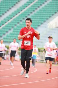 BIB: 5408, 956
                            <button type="button" onclick="openModal(5894050)" class="btn btn-primary btn-sm float-right btn-popup" data-toggle="modal" data-target=".modal-high-quality">
                        <i class="fas fa-shopping-cart"></i> Add to Cart
                    </button>
                                            <button type="button" onclick="isThisMe(5894050, true)" class="btn btn-success btn-sm float-right btn-popup btn-isme hidden" data-toggle="tooltip" data-placement="bottom" title="นี่คือรูปของคุณใช่ไหม คลิกที่นี่เพื่อเอาเข้าอัลบั้ม">
                        <i class="fas fa-plus"></i> Add to album
                    </button>
                    <button type="button" onclick="isThisMe(5894050, false)" class="btn btn-warning btn-sm float-right btn-popup btn-isnotme hidden">
                        <i class="fas fa-ban"></i> Remove from album
                    </button>