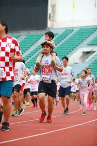 BIB: 8870, 7258
                            <button type="button" onclick="openModal(5885207)" class="btn btn-primary btn-sm float-right btn-popup" data-toggle="modal" data-target=".modal-high-quality">
                        <i class="fas fa-shopping-cart"></i> Add to Cart
                    </button>
                                            <button type="button" onclick="isThisMe(5885207, true)" class="btn btn-success btn-sm float-right btn-popup btn-isme hidden" data-toggle="tooltip" data-placement="bottom" title="นี่คือรูปของคุณใช่ไหม คลิกที่นี่เพื่อเอาเข้าอัลบั้ม">
                        <i class="fas fa-plus"></i> Add to album
                    </button>
                    <button type="button" onclick="isThisMe(5885207, false)" class="btn btn-warning btn-sm float-right btn-popup btn-isnotme hidden">
                        <i class="fas fa-ban"></i> Remove from album
                    </button>