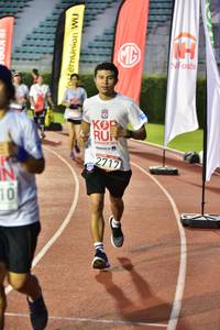 BIB: 201, 2717
                            <button type="button" onclick="openModal(6104109)" class="btn btn-primary btn-sm float-right btn-popup" data-toggle="modal" data-target=".modal-high-quality">
                        <i class="fas fa-shopping-cart"></i> Add to Cart
                    </button>
                                            <button type="button" onclick="isThisMe(6104109, true)" class="btn btn-success btn-sm float-right btn-popup btn-isme hidden" data-toggle="tooltip" data-placement="bottom" title="นี่คือรูปของคุณใช่ไหม คลิกที่นี่เพื่อเอาเข้าอัลบั้ม">
                        <i class="fas fa-plus"></i> Add to album
                    </button>
                    <button type="button" onclick="isThisMe(6104109, false)" class="btn btn-warning btn-sm float-right btn-popup btn-isnotme hidden">
                        <i class="fas fa-ban"></i> Remove from album
                    </button>