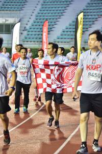 BIB: 8450, 6299
                            <button type="button" onclick="openModal(6104317)" class="btn btn-primary btn-sm float-right btn-popup" data-toggle="modal" data-target=".modal-high-quality">
                        <i class="fas fa-shopping-cart"></i> Add to Cart
                    </button>
                                            <button type="button" onclick="isThisMe(6104317, true)" class="btn btn-success btn-sm float-right btn-popup btn-isme hidden" data-toggle="tooltip" data-placement="bottom" title="นี่คือรูปของคุณใช่ไหม คลิกที่นี่เพื่อเอาเข้าอัลบั้ม">
                        <i class="fas fa-plus"></i> Add to album
                    </button>
                    <button type="button" onclick="isThisMe(6104317, false)" class="btn btn-warning btn-sm float-right btn-popup btn-isnotme hidden">
                        <i class="fas fa-ban"></i> Remove from album
                    </button>