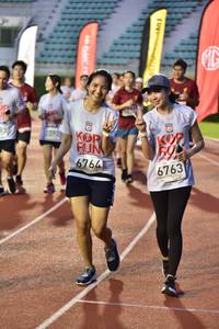 BIB: 392, 6764, 6763
                            <button type="button" onclick="openModal(6104538)" class="btn btn-primary btn-sm float-right btn-popup" data-toggle="modal" data-target=".modal-high-quality">
                        <i class="fas fa-shopping-cart"></i> Add to Cart
                    </button>
                                            <button type="button" onclick="isThisMe(6104538, true)" class="btn btn-success btn-sm float-right btn-popup btn-isme hidden" data-toggle="tooltip" data-placement="bottom" title="นี่คือรูปของคุณใช่ไหม คลิกที่นี่เพื่อเอาเข้าอัลบั้ม">
                        <i class="fas fa-plus"></i> Add to album
                    </button>
                    <button type="button" onclick="isThisMe(6104538, false)" class="btn btn-warning btn-sm float-right btn-popup btn-isnotme hidden">
                        <i class="fas fa-ban"></i> Remove from album
                    </button>