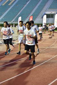 BIB: 8847, 840, 5750
                            <button type="button" onclick="openModal(6104677)" class="btn btn-primary btn-sm float-right btn-popup" data-toggle="modal" data-target=".modal-high-quality">
                        <i class="fas fa-shopping-cart"></i> Add to Cart
                    </button>
                                            <button type="button" onclick="isThisMe(6104677, true)" class="btn btn-success btn-sm float-right btn-popup btn-isme hidden" data-toggle="tooltip" data-placement="bottom" title="นี่คือรูปของคุณใช่ไหม คลิกที่นี่เพื่อเอาเข้าอัลบั้ม">
                        <i class="fas fa-plus"></i> Add to album
                    </button>
                    <button type="button" onclick="isThisMe(6104677, false)" class="btn btn-warning btn-sm float-right btn-popup btn-isnotme hidden">
                        <i class="fas fa-ban"></i> Remove from album
                    </button>