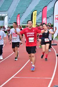 BIB: 8928, 6669, 403
                            <button type="button" onclick="openModal(6104954)" class="btn btn-primary btn-sm float-right btn-popup" data-toggle="modal" data-target=".modal-high-quality">
                        <i class="fas fa-shopping-cart"></i> Add to Cart
                    </button>
                                            <button type="button" onclick="isThisMe(6104954, true)" class="btn btn-success btn-sm float-right btn-popup btn-isme hidden" data-toggle="tooltip" data-placement="bottom" title="นี่คือรูปของคุณใช่ไหม คลิกที่นี่เพื่อเอาเข้าอัลบั้ม">
                        <i class="fas fa-plus"></i> Add to album
                    </button>
                    <button type="button" onclick="isThisMe(6104954, false)" class="btn btn-warning btn-sm float-right btn-popup btn-isnotme hidden">
                        <i class="fas fa-ban"></i> Remove from album
                    </button>