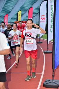 BIB: 1967, 1331
                            <button type="button" onclick="openModal(6104798)" class="btn btn-primary btn-sm float-right btn-popup" data-toggle="modal" data-target=".modal-high-quality">
                        <i class="fas fa-shopping-cart"></i> Add to Cart
                    </button>
                                            <button type="button" onclick="isThisMe(6104798, true)" class="btn btn-success btn-sm float-right btn-popup btn-isme hidden" data-toggle="tooltip" data-placement="bottom" title="นี่คือรูปของคุณใช่ไหม คลิกที่นี่เพื่อเอาเข้าอัลบั้ม">
                        <i class="fas fa-plus"></i> Add to album
                    </button>
                    <button type="button" onclick="isThisMe(6104798, false)" class="btn btn-warning btn-sm float-right btn-popup btn-isnotme hidden">
                        <i class="fas fa-ban"></i> Remove from album
                    </button>