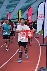 BIB: 1711, 1423
                            <button type="button" onclick="openModal(6104748)" class="btn btn-primary btn-sm float-right btn-popup" data-toggle="modal" data-target=".modal-high-quality">
                        <i class="fas fa-shopping-cart"></i> Add to Cart
                    </button>
                                            <button type="button" onclick="isThisMe(6104748, true)" class="btn btn-success btn-sm float-right btn-popup btn-isme hidden" data-toggle="tooltip" data-placement="bottom" title="นี่คือรูปของคุณใช่ไหม คลิกที่นี่เพื่อเอาเข้าอัลบั้ม">
                        <i class="fas fa-plus"></i> Add to album
                    </button>
                    <button type="button" onclick="isThisMe(6104748, false)" class="btn btn-warning btn-sm float-right btn-popup btn-isnotme hidden">
                        <i class="fas fa-ban"></i> Remove from album
                    </button>