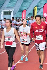 BIB: 6220, 4803, 5271
                            <button type="button" onclick="openModal(6104904)" class="btn btn-primary btn-sm float-right btn-popup" data-toggle="modal" data-target=".modal-high-quality">
                        <i class="fas fa-shopping-cart"></i> Add to Cart
                    </button>
                                            <button type="button" onclick="isThisMe(6104904, true)" class="btn btn-success btn-sm float-right btn-popup btn-isme hidden" data-toggle="tooltip" data-placement="bottom" title="นี่คือรูปของคุณใช่ไหม คลิกที่นี่เพื่อเอาเข้าอัลบั้ม">
                        <i class="fas fa-plus"></i> Add to album
                    </button>
                    <button type="button" onclick="isThisMe(6104904, false)" class="btn btn-warning btn-sm float-right btn-popup btn-isnotme hidden">
                        <i class="fas fa-ban"></i> Remove from album
                    </button>