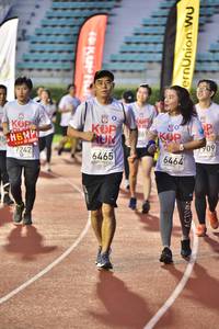 BIB: 1242, 869, 709, 6465, 6464
                            <button type="button" onclick="openModal(6104584)" class="btn btn-primary btn-sm float-right btn-popup" data-toggle="modal" data-target=".modal-high-quality">
                        <i class="fas fa-shopping-cart"></i> Add to Cart
                    </button>
                                            <button type="button" onclick="isThisMe(6104584, true)" class="btn btn-success btn-sm float-right btn-popup btn-isme hidden" data-toggle="tooltip" data-placement="bottom" title="นี่คือรูปของคุณใช่ไหม คลิกที่นี่เพื่อเอาเข้าอัลบั้ม">
                        <i class="fas fa-plus"></i> Add to album
                    </button>
                    <button type="button" onclick="isThisMe(6104584, false)" class="btn btn-warning btn-sm float-right btn-popup btn-isnotme hidden">
                        <i class="fas fa-ban"></i> Remove from album
                    </button>