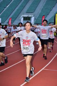 BIB: 2872, 6679, 7435
                            <button type="button" onclick="openModal(6104722)" class="btn btn-primary btn-sm float-right btn-popup" data-toggle="modal" data-target=".modal-high-quality">
                        <i class="fas fa-shopping-cart"></i> Add to Cart
                    </button>
                                            <button type="button" onclick="isThisMe(6104722, true)" class="btn btn-success btn-sm float-right btn-popup btn-isme hidden" data-toggle="tooltip" data-placement="bottom" title="นี่คือรูปของคุณใช่ไหม คลิกที่นี่เพื่อเอาเข้าอัลบั้ม">
                        <i class="fas fa-plus"></i> Add to album
                    </button>
                    <button type="button" onclick="isThisMe(6104722, false)" class="btn btn-warning btn-sm float-right btn-popup btn-isnotme hidden">
                        <i class="fas fa-ban"></i> Remove from album
                    </button>