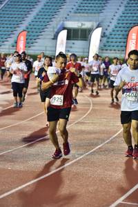 BIB: 6404, 925
                            <button type="button" onclick="openModal(6104390)" class="btn btn-primary btn-sm float-right btn-popup" data-toggle="modal" data-target=".modal-high-quality">
                        <i class="fas fa-shopping-cart"></i> Add to Cart
                    </button>
                                            <button type="button" onclick="isThisMe(6104390, true)" class="btn btn-success btn-sm float-right btn-popup btn-isme hidden" data-toggle="tooltip" data-placement="bottom" title="นี่คือรูปของคุณใช่ไหม คลิกที่นี่เพื่อเอาเข้าอัลบั้ม">
                        <i class="fas fa-plus"></i> Add to album
                    </button>
                    <button type="button" onclick="isThisMe(6104390, false)" class="btn btn-warning btn-sm float-right btn-popup btn-isnotme hidden">
                        <i class="fas fa-ban"></i> Remove from album
                    </button>