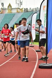 BIB: 6098, 615
                            <button type="button" onclick="openModal(6105078)" class="btn btn-primary btn-sm float-right btn-popup" data-toggle="modal" data-target=".modal-high-quality">
                        <i class="fas fa-shopping-cart"></i> Add to Cart
                    </button>
                                            <button type="button" onclick="isThisMe(6105078, true)" class="btn btn-success btn-sm float-right btn-popup btn-isme hidden" data-toggle="tooltip" data-placement="bottom" title="นี่คือรูปของคุณใช่ไหม คลิกที่นี่เพื่อเอาเข้าอัลบั้ม">
                        <i class="fas fa-plus"></i> Add to album
                    </button>
                    <button type="button" onclick="isThisMe(6105078, false)" class="btn btn-warning btn-sm float-right btn-popup btn-isnotme hidden">
                        <i class="fas fa-ban"></i> Remove from album
                    </button>