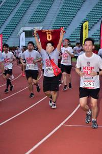 BIB: 3532, 6967, 6125, 533, 4393
                            <button type="button" onclick="openModal(6104758)" class="btn btn-primary btn-sm float-right btn-popup" data-toggle="modal" data-target=".modal-high-quality">
                        <i class="fas fa-shopping-cart"></i> Add to Cart
                    </button>
                                            <button type="button" onclick="isThisMe(6104758, true)" class="btn btn-success btn-sm float-right btn-popup btn-isme hidden" data-toggle="tooltip" data-placement="bottom" title="นี่คือรูปของคุณใช่ไหม คลิกที่นี่เพื่อเอาเข้าอัลบั้ม">
                        <i class="fas fa-plus"></i> Add to album
                    </button>
                    <button type="button" onclick="isThisMe(6104758, false)" class="btn btn-warning btn-sm float-right btn-popup btn-isnotme hidden">
                        <i class="fas fa-ban"></i> Remove from album
                    </button>