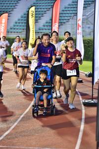 BIB: 7280, 6471
                            <button type="button" onclick="openModal(6104409)" class="btn btn-primary btn-sm float-right btn-popup" data-toggle="modal" data-target=".modal-high-quality">
                        <i class="fas fa-shopping-cart"></i> Add to Cart
                    </button>
                                            <button type="button" onclick="isThisMe(6104409, true)" class="btn btn-success btn-sm float-right btn-popup btn-isme hidden" data-toggle="tooltip" data-placement="bottom" title="นี่คือรูปของคุณใช่ไหม คลิกที่นี่เพื่อเอาเข้าอัลบั้ม">
                        <i class="fas fa-plus"></i> Add to album
                    </button>
                    <button type="button" onclick="isThisMe(6104409, false)" class="btn btn-warning btn-sm float-right btn-popup btn-isnotme hidden">
                        <i class="fas fa-ban"></i> Remove from album
                    </button>