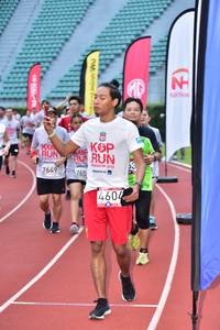 BIB: 201, 7649, 765, 4604
                            <button type="button" onclick="openModal(6104930)" class="btn btn-primary btn-sm float-right btn-popup" data-toggle="modal" data-target=".modal-high-quality">
                        <i class="fas fa-shopping-cart"></i> Add to Cart
                    </button>
                                            <button type="button" onclick="isThisMe(6104930, true)" class="btn btn-success btn-sm float-right btn-popup btn-isme hidden" data-toggle="tooltip" data-placement="bottom" title="นี่คือรูปของคุณใช่ไหม คลิกที่นี่เพื่อเอาเข้าอัลบั้ม">
                        <i class="fas fa-plus"></i> Add to album
                    </button>
                    <button type="button" onclick="isThisMe(6104930, false)" class="btn btn-warning btn-sm float-right btn-popup btn-isnotme hidden">
                        <i class="fas fa-ban"></i> Remove from album
                    </button>