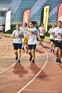 BIB: 247, 6971, 6433
                            <button type="button" onclick="openModal(6104630)" class="btn btn-primary btn-sm float-right btn-popup" data-toggle="modal" data-target=".modal-high-quality">
                        <i class="fas fa-shopping-cart"></i> Add to Cart
                    </button>
                                            <button type="button" onclick="isThisMe(6104630, true)" class="btn btn-success btn-sm float-right btn-popup btn-isme hidden" data-toggle="tooltip" data-placement="bottom" title="นี่คือรูปของคุณใช่ไหม คลิกที่นี่เพื่อเอาเข้าอัลบั้ม">
                        <i class="fas fa-plus"></i> Add to album
                    </button>
                    <button type="button" onclick="isThisMe(6104630, false)" class="btn btn-warning btn-sm float-right btn-popup btn-isnotme hidden">
                        <i class="fas fa-ban"></i> Remove from album
                    </button>